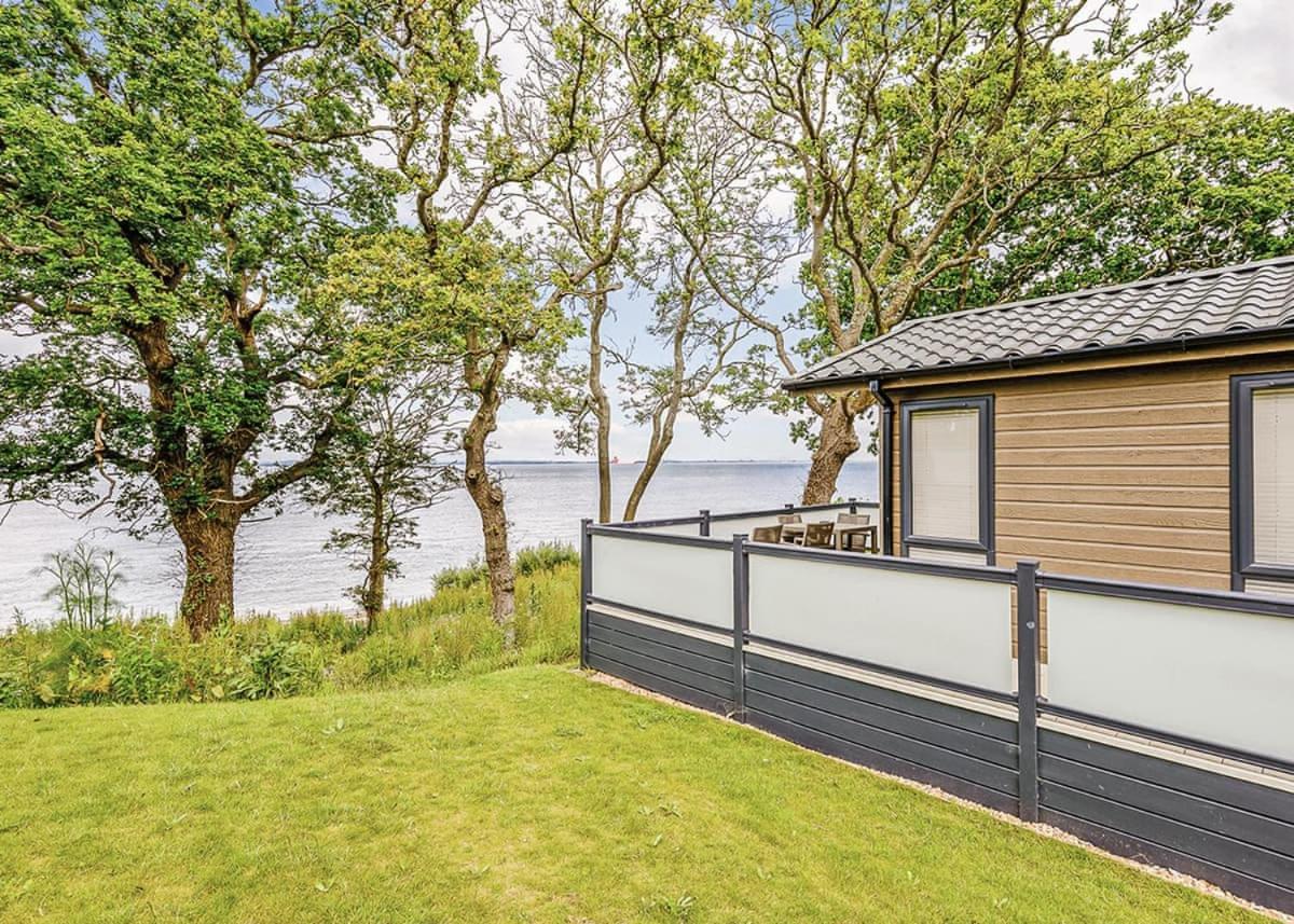 Готель Woodside Coastal Retreat Fishbourne  Екстер'єр фото