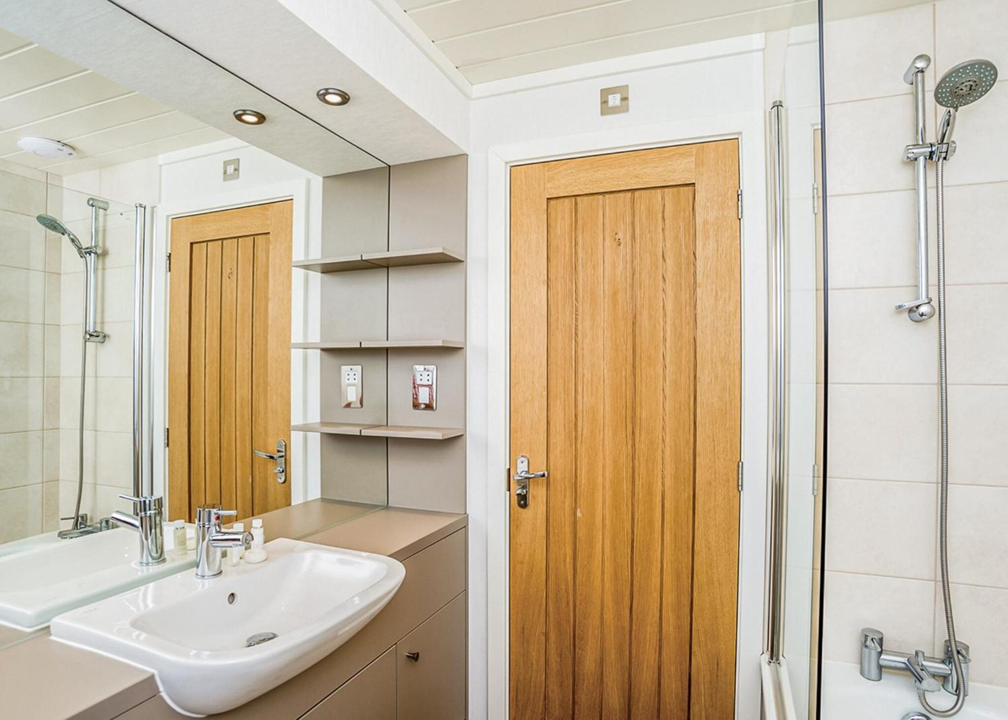 Готель Woodside Coastal Retreat Fishbourne  Номер фото